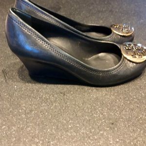 Tory Burch Chelsea Logo Medallion Wedge